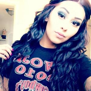 Meet your Posher, Elena